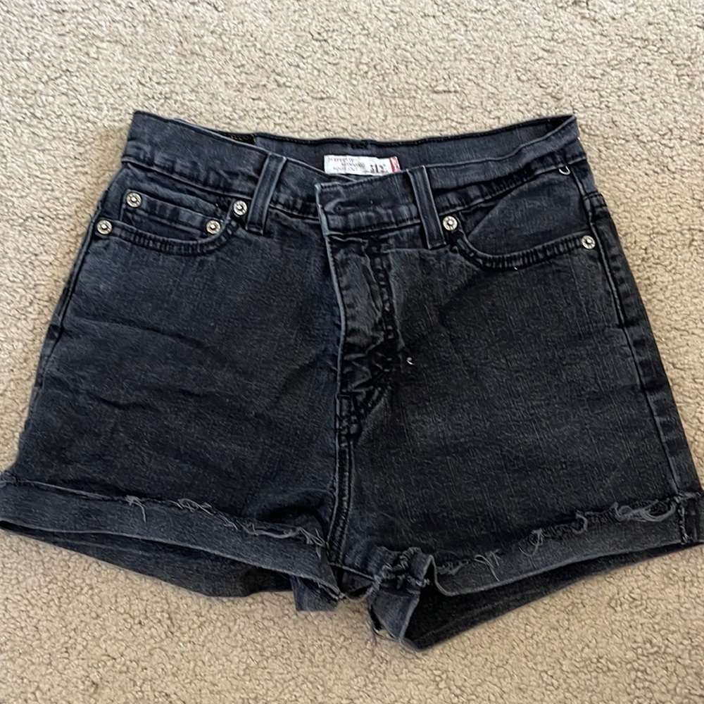 Levi’s shorts